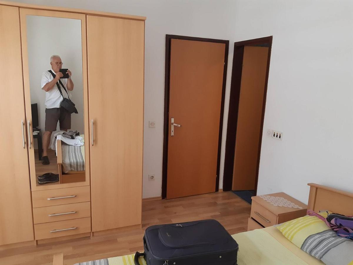 Two Bed Rooms Fortuna Near The Beach Porec Exterior photo
