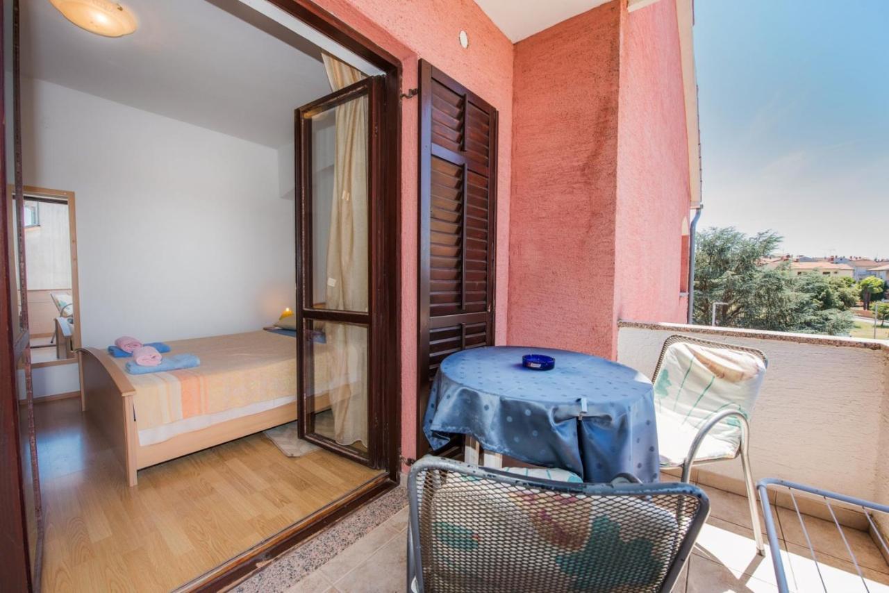 Two Bed Rooms Fortuna Near The Beach Porec Exterior photo