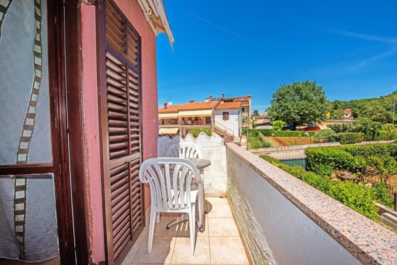 Two Bed Rooms Fortuna Near The Beach Porec Exterior photo