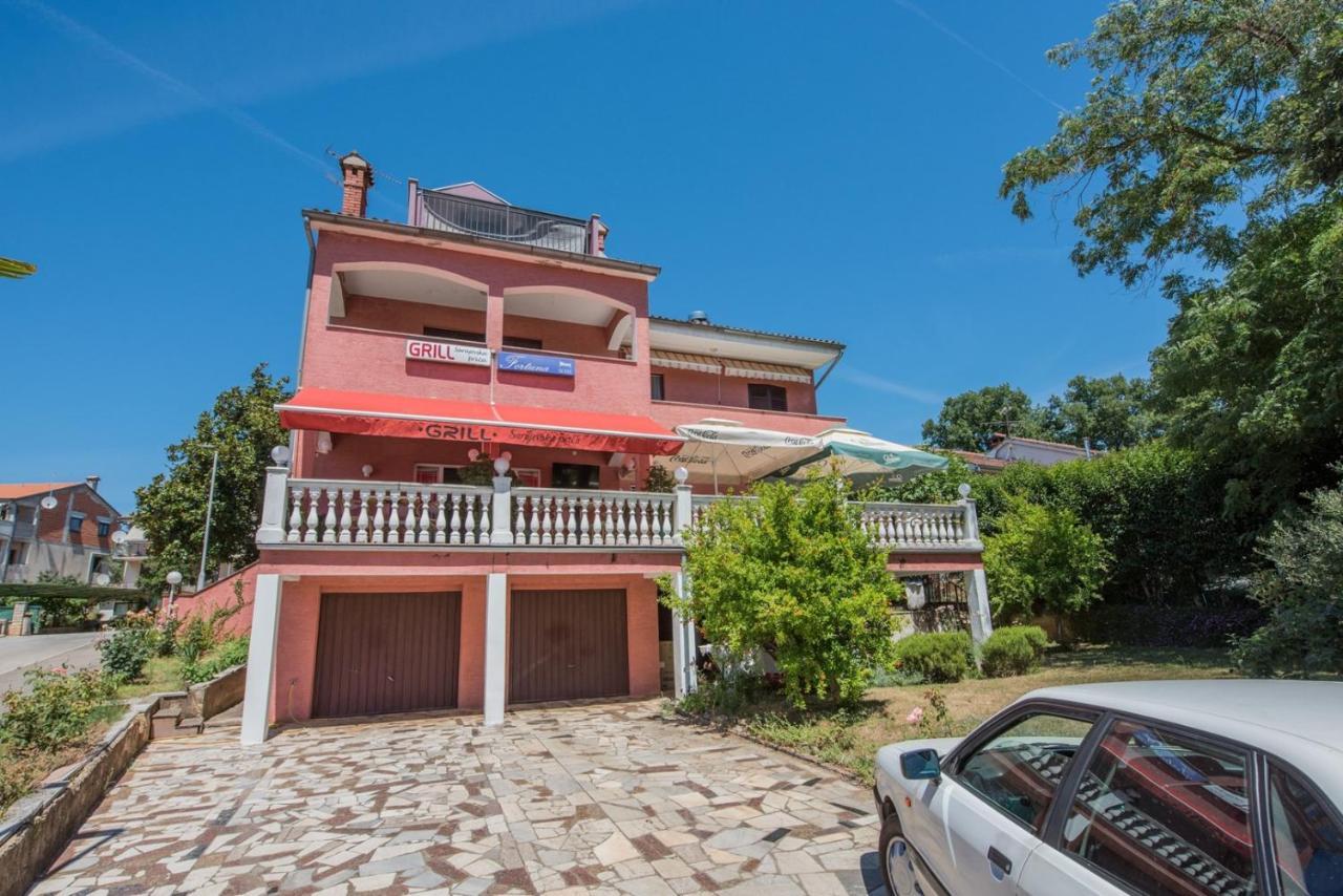Two Bed Rooms Fortuna Near The Beach Porec Exterior photo