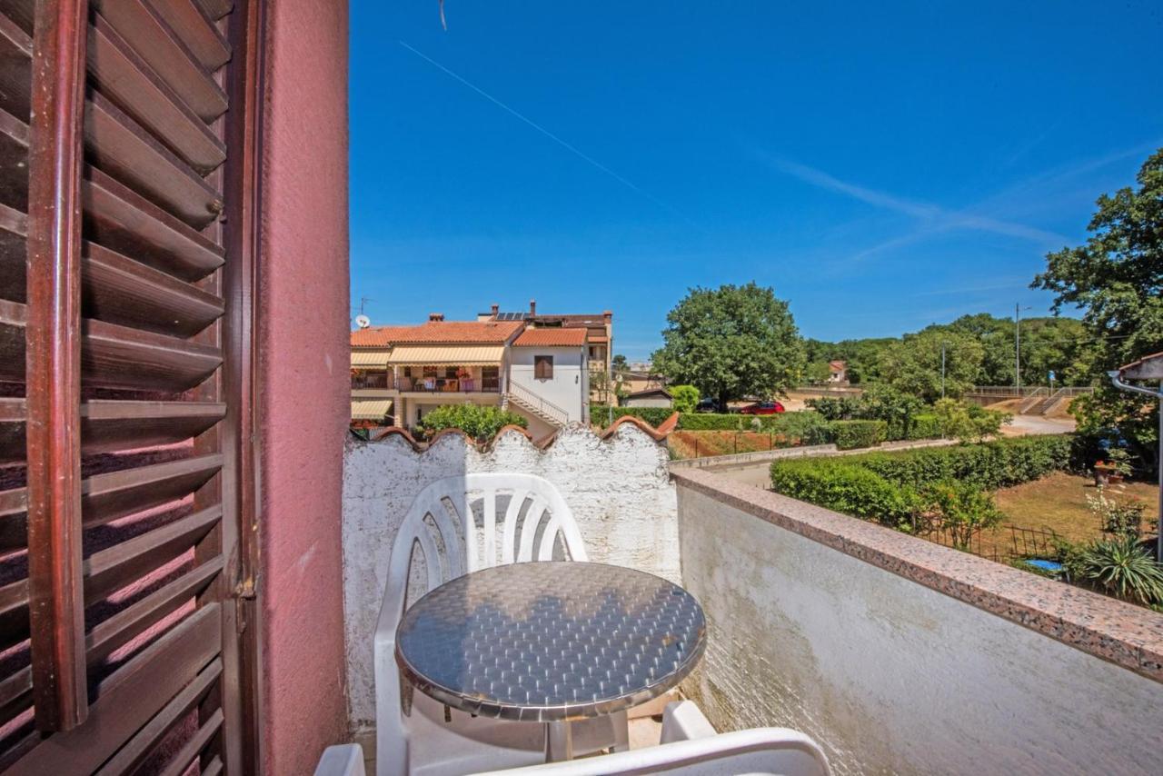 Two Bed Rooms Fortuna Near The Beach Porec Exterior photo